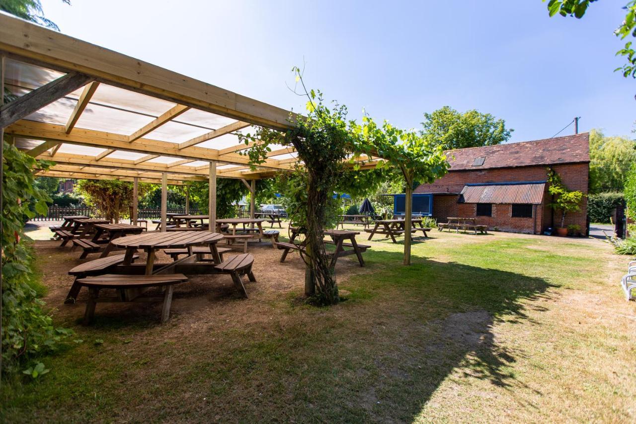 Hotel The Woolpack Glamping à Maidstone Extérieur photo
