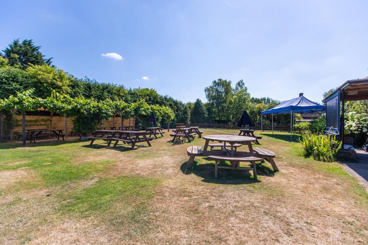 Hotel The Woolpack Glamping à Maidstone Extérieur photo